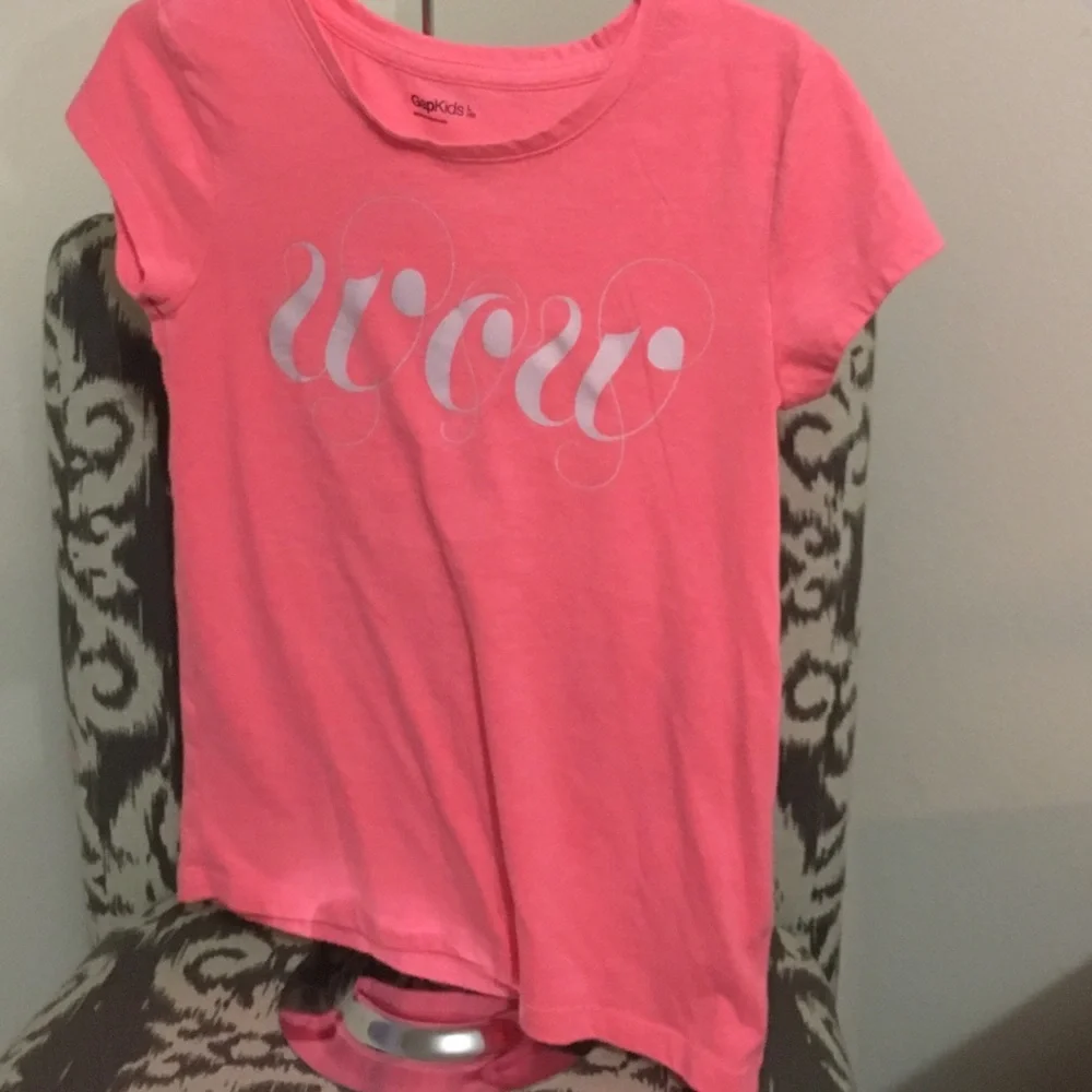 Gap Kids tee, size large (10)‎